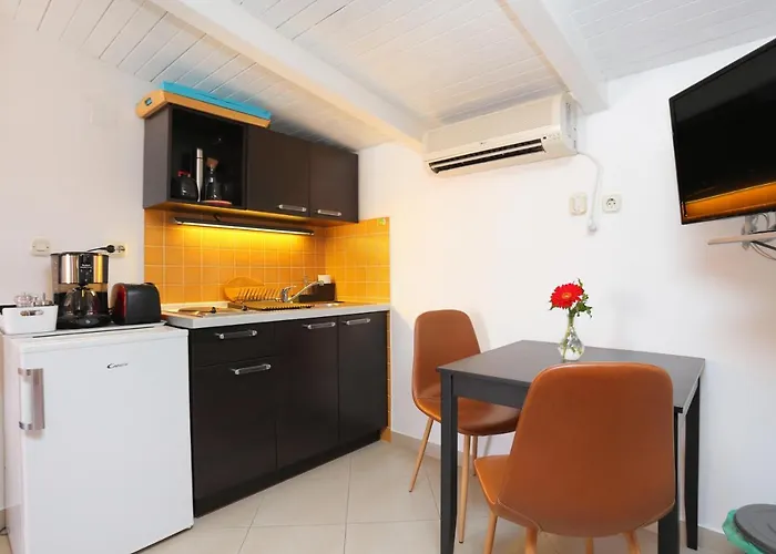 By The Sea - 18953 Apartment *